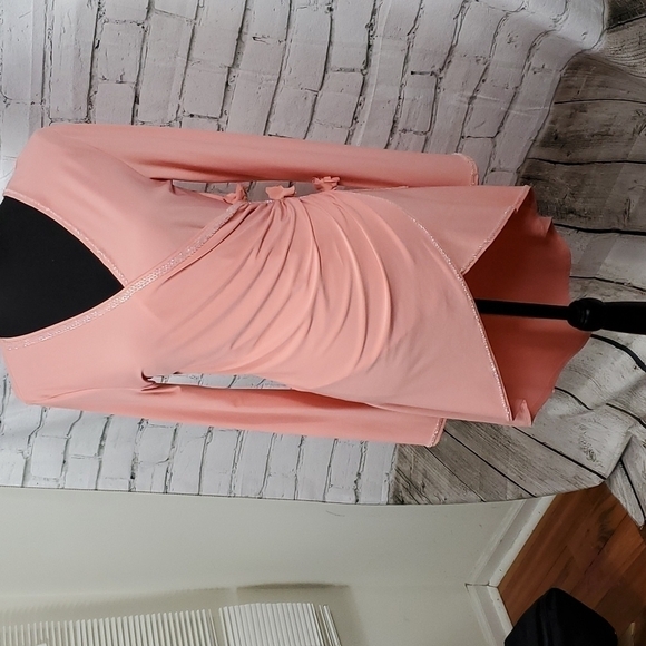 Peach color ruched tunic high low Size Small - Picture 14 of 14